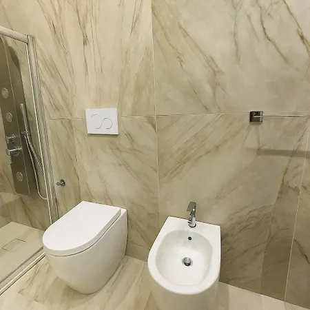 Lodevi Rooms 게스트하우스 3*